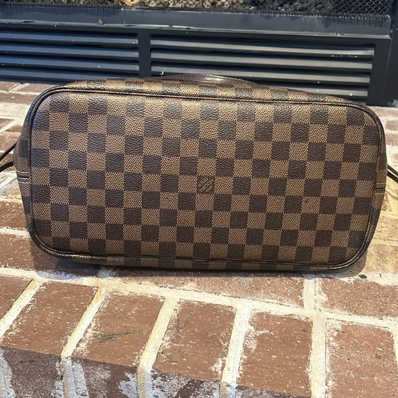 Louis Vuitton Neverfull MM Damier Ebene - Picture 4 of 9